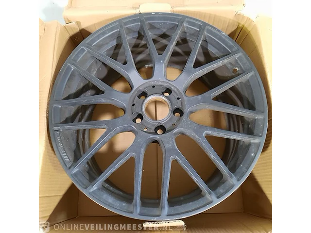 Set a 4x velg mercedes amg - afbeelding 7 van  16