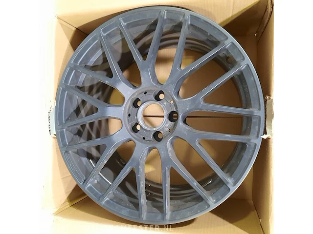 Set a 4x velg mercedes amg - afbeelding 8 van  16
