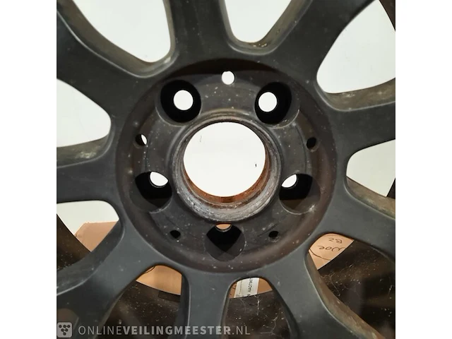 Set a 4x velg mercedes amg - afbeelding 13 van  16