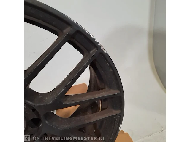 Set a 4x velg mercedes amg - afbeelding 14 van  16