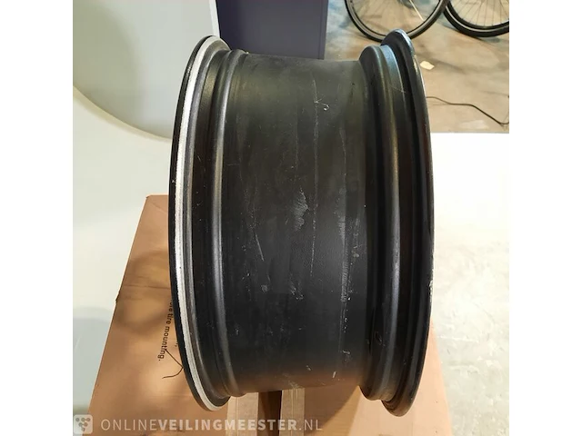 Set a 4x velg mercedes amg - afbeelding 15 van  16
