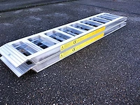 Set aluminium (220 cm) oprijplaat 4t