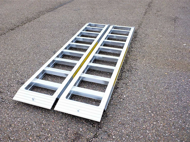 Set aluminium (220 cm) oprijplaat 4t - afbeelding 2 van  7