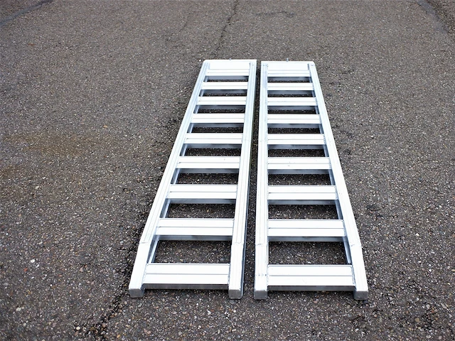 Set aluminium (220 cm) oprijplaat 4t - afbeelding 2 van  8