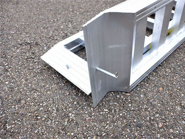 Set aluminium (220 cm) oprijplaat 4t - afbeelding 5 van  8