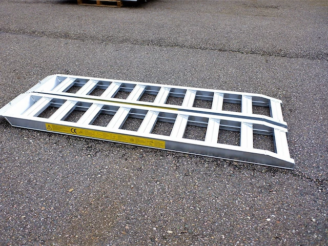 Set aluminium (220 cm) oprijplaat 4t - afbeelding 7 van  8