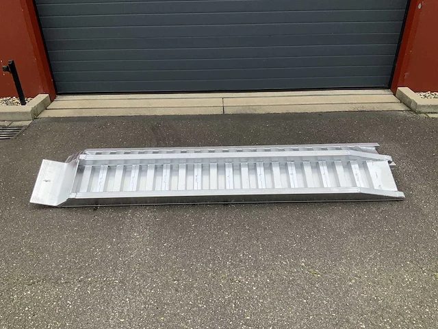 Set aluminium (250 cm) oprijplaat 6t - afbeelding 3 van  7