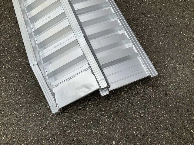 Set aluminium oprijplaat 4t - afbeelding 5 van  7