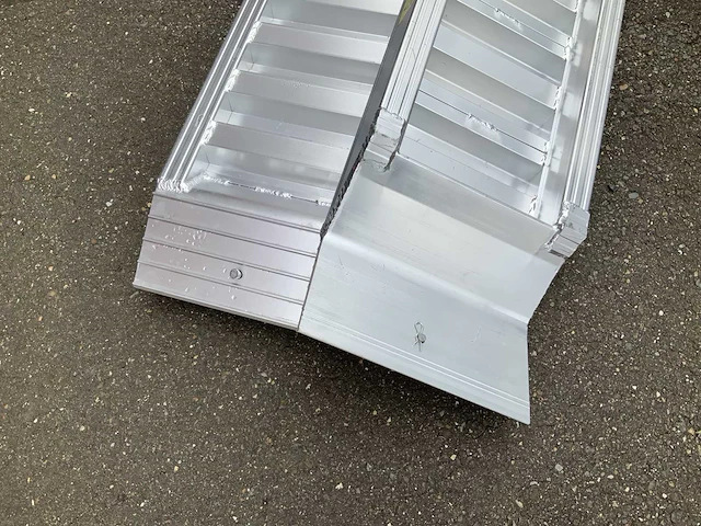 Set aluminium oprijplaat 6t - afbeelding 5 van  7