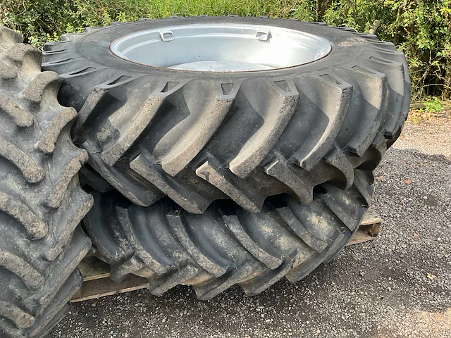 Set banden met velg - afbeelding 5 van  16
