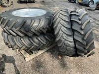 Set banden met velg - afbeelding 8 van  16