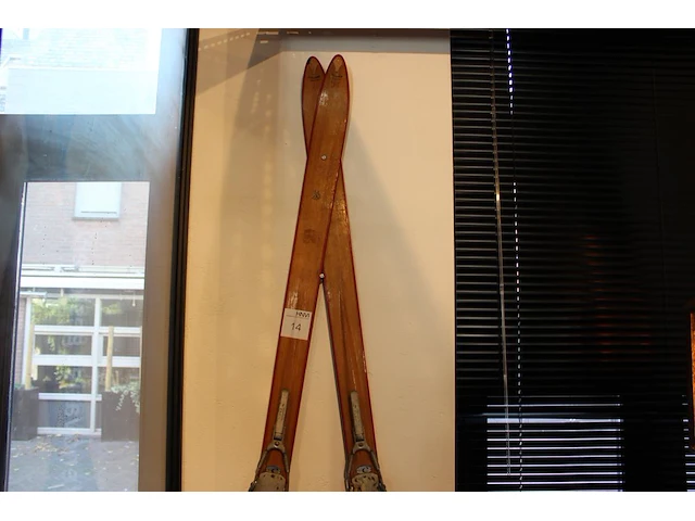 Set decoratieve ski's. - afbeelding 1 van  2