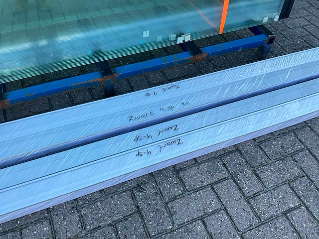 Set glaspanelen 102x245 helder (4x) - afbeelding 9 van  11