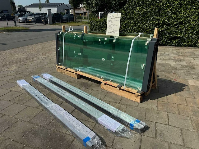 Set glaspanelen 82, 86 & 90cm x 260 helder (6x3) - afbeelding 3 van  9