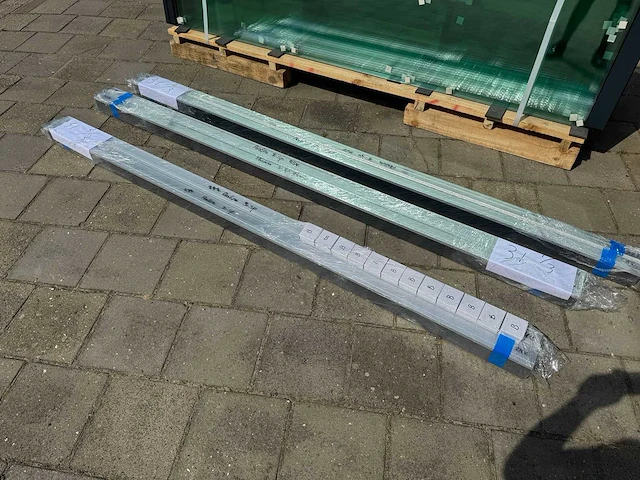 Set glaspanelen 82, 86 & 90cm x 260 helder (6x3) - afbeelding 7 van  9