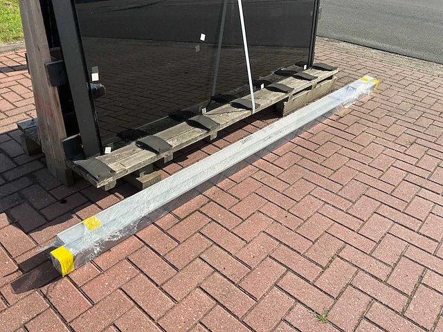 Set glaspanelen 86x215 getint (2x) - afbeelding 9 van  12