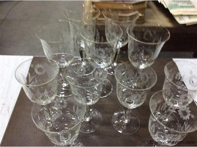 Set glazen ( geciseleerd) - afbeelding 3 van  5