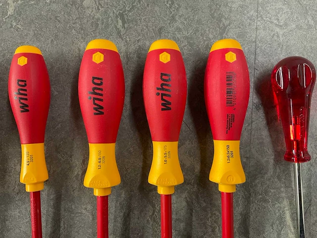 Set handgereedschap, schroevendraaier, priem - afbeelding 4 van  5