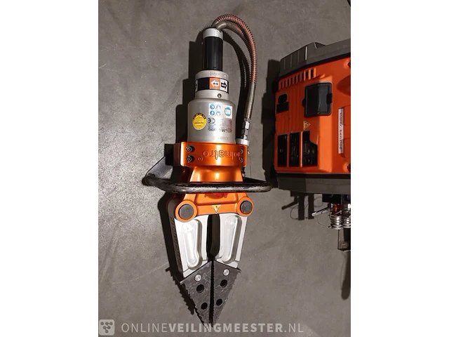 Set hydraulisch redgereedschap holmatro - afbeelding 24 van  24
