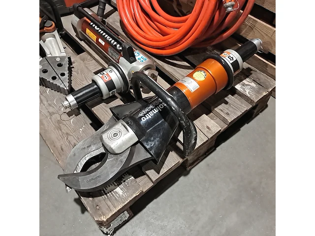 Set hydraulisch redgereedschap, holmatro - afbeelding 11 van  23