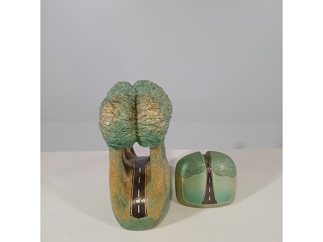 Set keramische kunstwerken, t. manche, doorsnede landschap - afbeelding 1 van  8