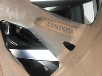 Set lichtmetalen volkswagen tiguan velgen - afbeelding 6 van  8