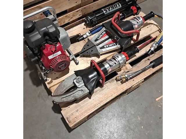 Set redgereedschap - afbeelding 26 van  26