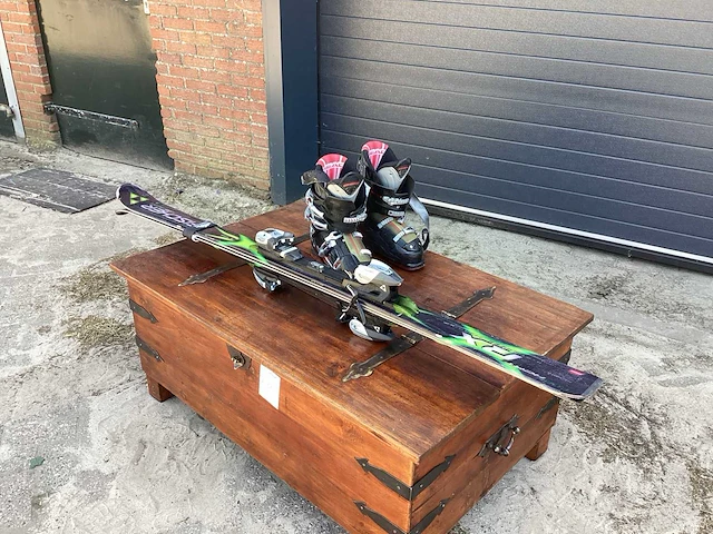 Set skischoen met ski - afbeelding 2 van  6
