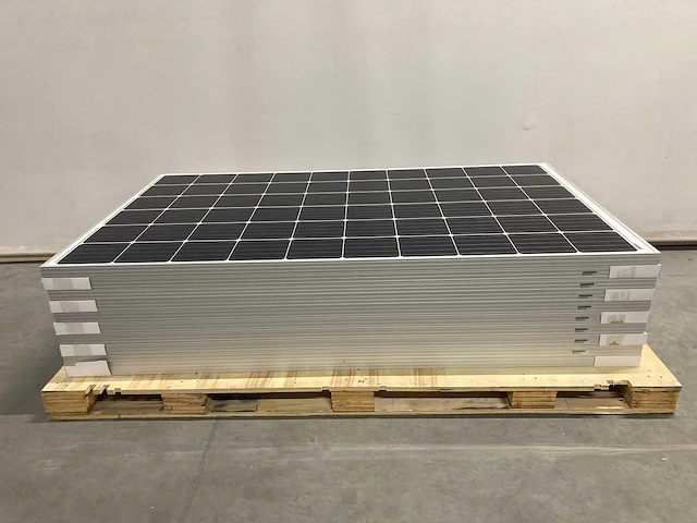 Set van 10 astronergy glas-glas zonnepanelen (310 wp) en 1 blaupunkt bps-v01-2.5 omvormer - afbeelding 2 van  8