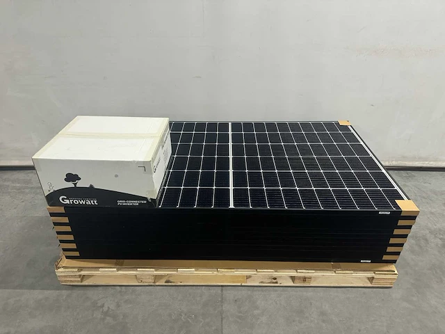 Set van 12 zonnepanelen, black frame (380 wp) met growatt mod 4000 tlx-3 omvormer 4 kw - afbeelding 1 van  7