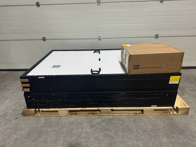 Set van 14 zonnepanelen (410 wp) en 1 saj 5.0k omvormer (1-fase) - afbeelding 1 van  8