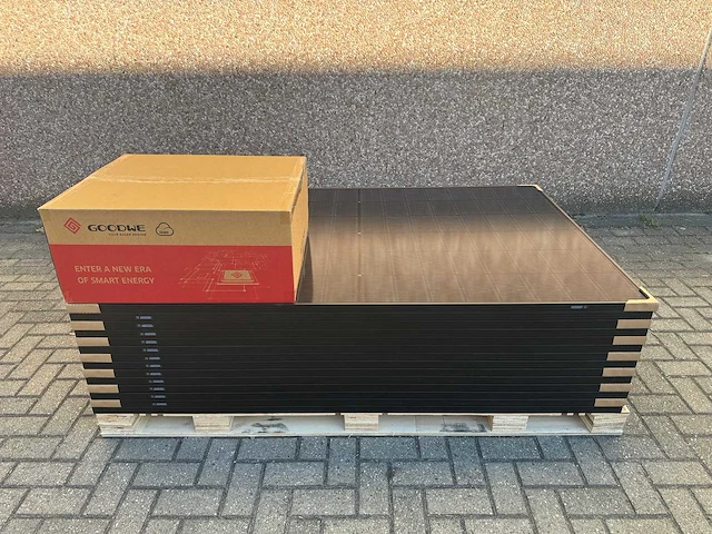 Set van 14 zonnepanelen (435 wp) met 9,6 kw batterij en hybride omvormer - afbeelding 9 van  14