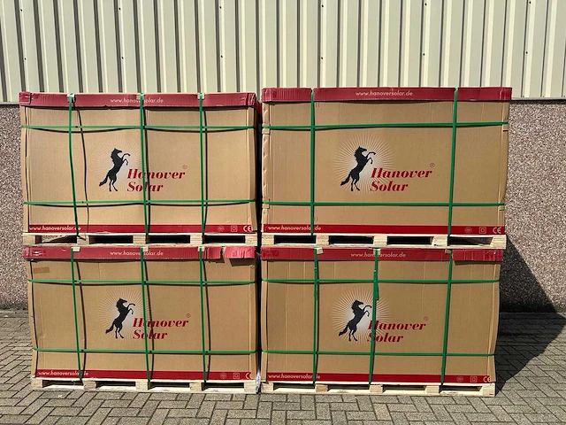 Set van 144 full black (420 wp) zonnepanelen (totaal vermogen 60.4800 wp) - afbeelding 2 van  5