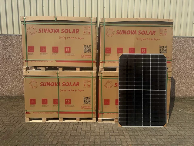 Set van 144 sunova zonnepanelen (410 wp) met growatt 50.0k omvormer - afbeelding 2 van  9