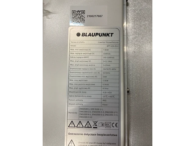 Set van 16 full black longi (350 wp) zonnepanelen en 1 blaupunkt bpt-v03-05.0 omvormer (3-fase) - afbeelding 9 van  10