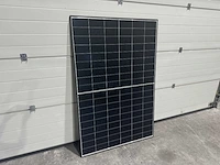 Set van 16 zonnepanelen (410 wp) en 1 goodwe 6.0k omvormer (3-fase) - afbeelding 3 van  8