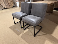 Set van 2 eetkamerstoelen, grijs afrikaleer, zwart metalen onderstel - afbeelding 1 van  5