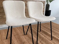 Set van 2 eetkamerstoelen in wit bouclé wit / zwart