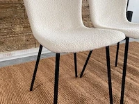 Set van 2 eetkamerstoelen in wit bouclé wit / zwart - afbeelding 2 van  6