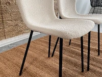 Set van 2 eetkamerstoelen in wit bouclé wit / zwart - afbeelding 3 van  6
