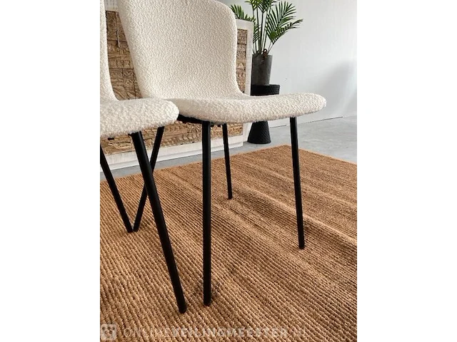 Set van 2 eetkamerstoelen in wit bouclé wit / zwart - afbeelding 6 van  6