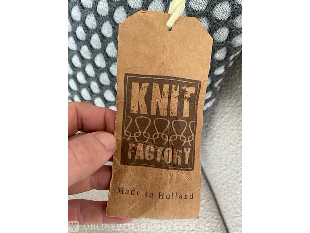 Set van 2 knit factory kussens in grijs knit factory, grijs - afbeelding 6 van  7