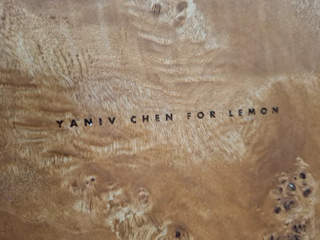Set van 2 nachtkastjes lemon constant, design by yaniv chen, nightstand, poplar burl - afbeelding 6 van  8