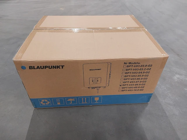 Set van 24 black ja solar jam60s20 375/mr zonnepanelen en 1 blaupunkt bpt-v03-08.0 omvormer (3-fase) - afbeelding 8 van  11