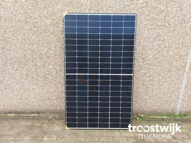 Set van 24 black longi lr4-60hih-375m zonnepanelen en 1 blaupunkt bpt-v03-08.0 omvormer (3-fase) - afbeelding 5 van  11