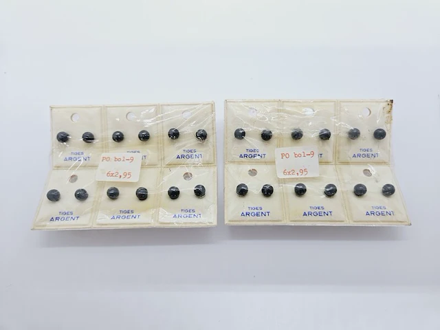 Set van 24 zilveren oorbellen - afbeelding 1 van  3