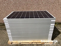 Set van 28 astronergy chsm6610m(dg)/f-310 glas-glas zonnepanelen en 1 blaupunkt bpt-v03-08.0 omvormer (3-fase) - afbeelding 4 van  11