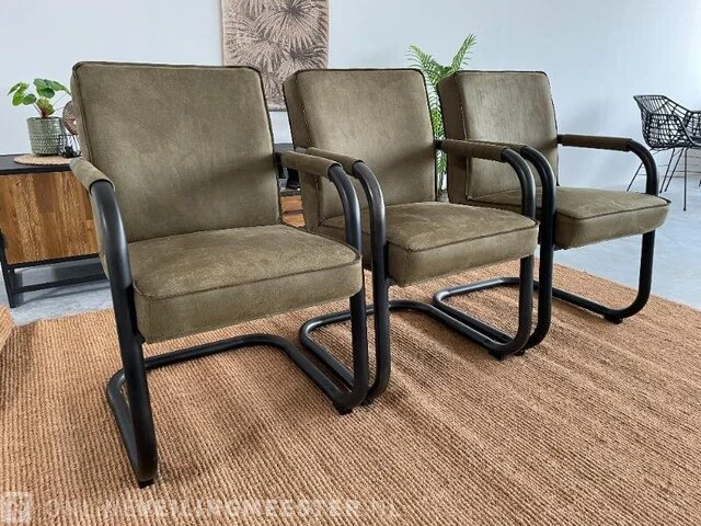 Set van 3 industriële eetkamerstoelen in olive green rusty furniture, groen / zwart - afbeelding 1 van  9