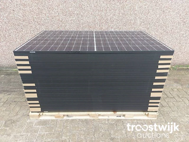 Set van 30 black longi lr4-60hih-375m zonnepanelen en 1 solis-10k omvormer (3-fase) - afbeelding 3 van  10