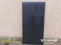 Set van 32 full black longi (425 wp) zonnepanelen en 1 blaupunkt bpt-v03-12.0 omvormer (3-fase) - afbeelding 7 van  13